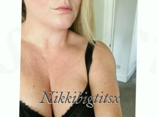 Nikkibigtitsx